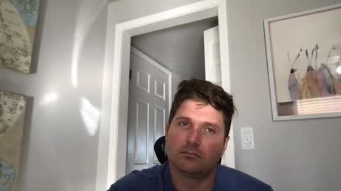 Snapshot of bobbylightfoot3 chatting on December 6, 2024, 9:35 pm bobbylightfoot3 online show from December 6, 2024, 9:35 pm