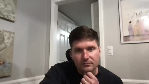 Snapshot of bobbylightfoot3 chatting on December 13, 2024, 3:49 am bobbylightfoot3 online show from December 13, 2024, 3:49 am