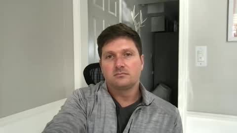 Snapshot of bobbylightfoot3 chatting on February 6, 2025, 10:32 pm bobbylightfoot3 online show from February 6, 2025, 10:32 pm