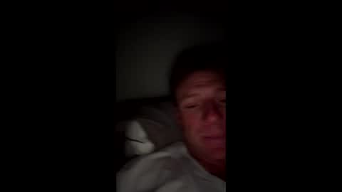 Snapshot of bodukes3233 chatting on February 20, 2026, 10:21 pm Swingingdong online show from February 20, 2026, 10:21 pm