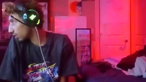 Snapshot of bodyyattiyatti chatting on November 7, 2025, 4:56 am Sailorartemis online show from November 7, 2025, 4:56 am