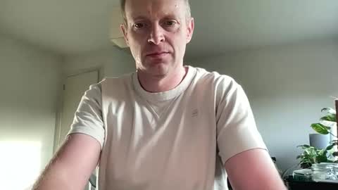 ask me online show from November 6, 2025, 8:15 am