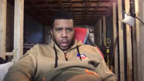 Bogarcon234 online show from September 26, 2025, 6:23 pm