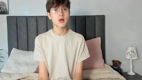 Snapshot of boleyn_lovell chatting on January 20, 2025, 12:07 pm Boleyn online show from January 20, 2025, 12:07 pm