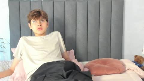 Snapshot of boleyn_lovell chatting on January 24, 2025, 11:48 am Boleyn online show from January 24, 2025, 11:48 am