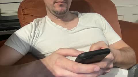 Snapshot of boludopeludo chatting on January 27, 2025, 3:47 am edilsonrd online show from January 27, 2025, 3:47 am