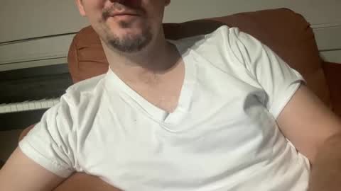 Snapshot of boludopeludo chatting on February 13, 2025, 5:05 am edilsonrd online show from February 13, 2025, 5:05 am