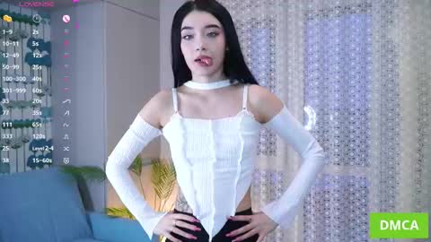 Akemi online show from January 11, 2026, 5:01 am