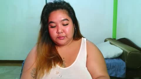 bombastic_darla online show from April 7, 2026, 5:19 am