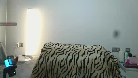 Lucy online show from April 2, 2026, 8:01 am