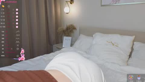 bondistar online show from October 24, 2025, 1:18 pm