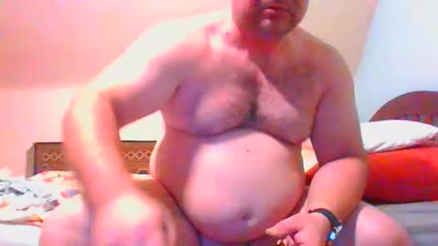 Snapshot of bondsuckslut chatting on January 14, 2026, 4:45 pm borntosuck online show from January 14, 2026, 4:45 pm