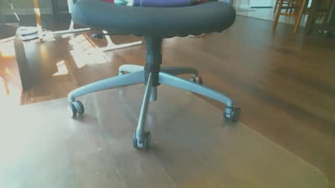 Snapshot of bone2play chatting on October 16, 2025, 2:29 pm FRECKLES online show from October 16, 2025, 2:29 pm