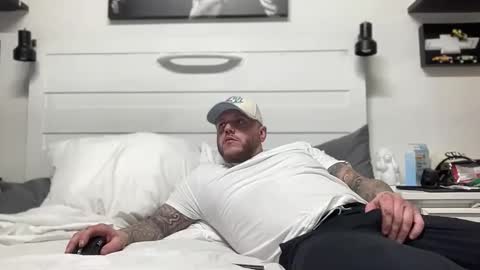 boner4you1994 online show from November 28, 2025, 10:40 am