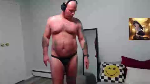 Snapshot of bongolian chatting on November 9, 2025, 5:39 am SkullBone online show from November 9, 2025, 5:39 am