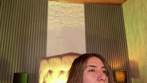 Snapshot of bonnali_lune chatting on April 20, 2026, 8:43 pm bonnali_lune online show from April 20, 2026, 8:43 pm