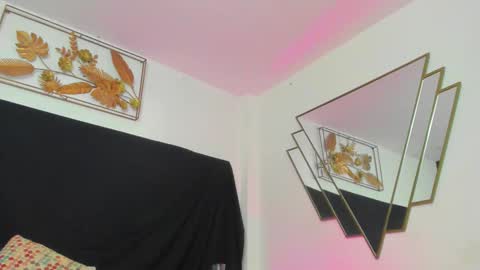   online show from January 8, 2026, 12:24 am