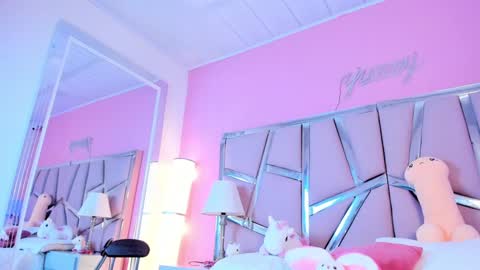 Snapshot of bonniepark_ chatting on January 29, 2025, 1:28 pm Bonnie online show from January 29, 2025, 1:28 pm