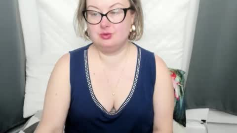 Bonnie online show from February 11, 2026, 5:01 am