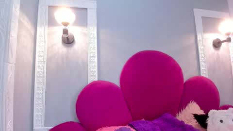 Bonnie online show from February 9, 2026, 9:08 pm