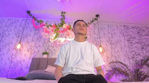 bonny_and_carrot online show from March 31, 2026, 7:14 pm