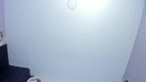 Snapshot of bonny_petite chatting on April 18, 2026, 1:04 pm Vicky online show from April 18, 2026, 1:04 pm