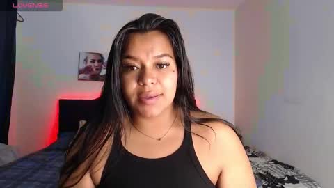 Snapshot of bonnymisty chatting on September 18, 2025, 11:45 am Bonny online show from September 18, 2025, 11:45 am