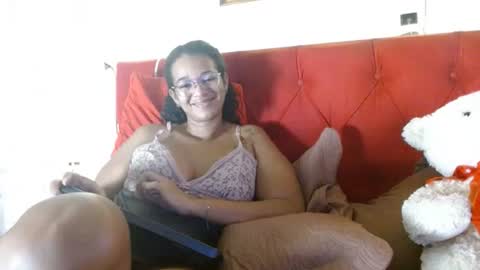 Snapshot of bonvivantb chatting on January 2, 2025, 1:40 pm Queen Bon Vivantt online show from January 2, 2025, 1:40 pm
