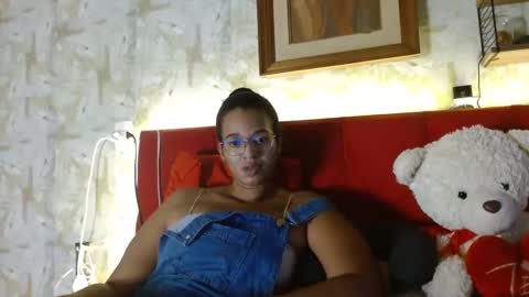 Snapshot of bonvivantb chatting on January 13, 2025, 9:52 pm Queen Bon Vivantt online show from January 13, 2025, 9:52 pm