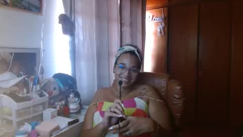 Snapshot of bonvivantb chatting on January 21, 2025, 5:09 pm Queen Bon Vivantt online show from January 21, 2025, 5:09 pm