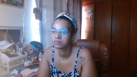 Snapshot of bonvivantb chatting on January 22, 2025, 2:46 pm Queen Bon Vivantt online show from January 22, 2025, 2:46 pm