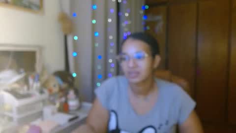 Snapshot of bonvivantb chatting on January 23, 2025, 5:45 am Queen Bon Vivantt online show from January 23, 2025, 5:45 am