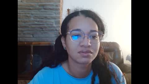 Snapshot of bonvivantb chatting on September 17, 2025, 12:29 pm Queen Bon Vivantt online show from September 17, 2025, 12:29 pm