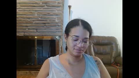 Snapshot of bonvivantb chatting on September 19, 2025, 12:50 pm Queen Bon Vivantt online show from September 19, 2025, 12:50 pm