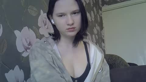 Snapshot of bony_may4 chatting on January 17, 2025, 10:44 am bony_may4 online show from January 17, 2025, 10:44 am