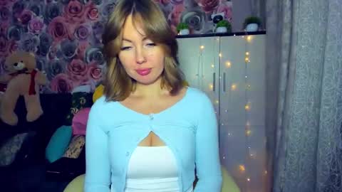 Snapshot of bonybenessy chatting on December 28, 2024, 10:13 pm Mira online show from December 28, 2024, 10:13 pm