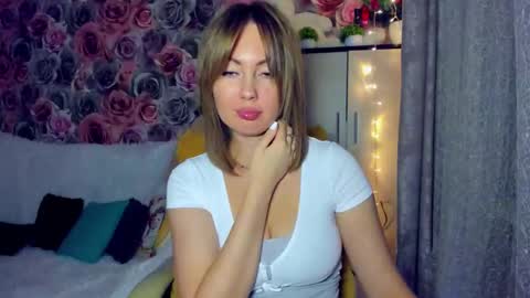 Snapshot of bonybenessy chatting on January 16, 2025, 8:57 pm Mira online show from January 16, 2025, 8:57 pm