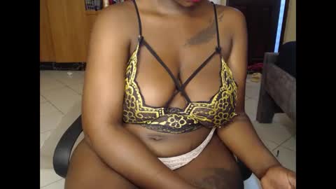 booby_candy online show from November 12, 2025, 6:03 am
