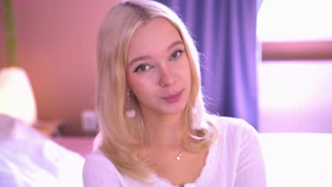 Snapshot of boobybliss chatting on September 12, 2025, 8:03 am Alina online show from September 12, 2025, 8:03 am