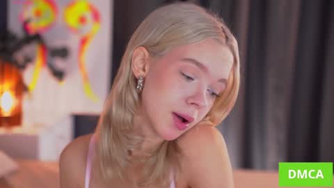 Snapshot of boobybliss chatting on October 21, 2025, 8:48 am Alina online show from October 21, 2025, 8:48 am