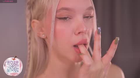 Snapshot of boobybliss chatting on July 5, 2026, 8:21 am Alina online show from July 5, 2026, 8:21 am
