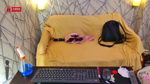 Snapshot of boobyianax chatting on April 6, 2026, 4:46 am BoobyIANAx online show from April 6, 2026, 4:46 am