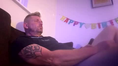 Snapshot of boomfxx1985 chatting on September 28, 2025, 10:26 pm boomfxx1985 online show from September 28, 2025, 10:26 pm