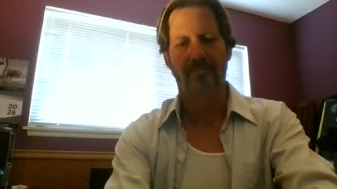 Snapshot of boos9393 chatting on March 10, 2026, 5:29 pm Friend online show from March 10, 2026, 5:29 pm