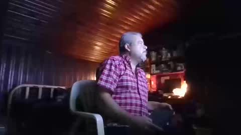 Snapshot of booshy chatting on October 13, 2025, 5:40 am Booshwa online show from October 13, 2025, 5:40 am