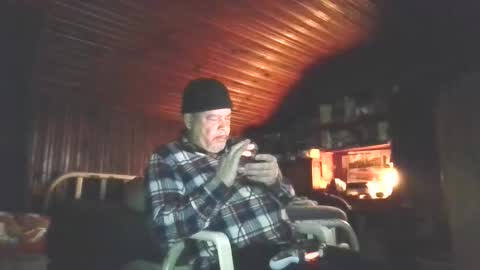 Snapshot of booshy chatting on November 13, 2025, 7:40 am Booshwa online show from November 13, 2025, 7:40 am