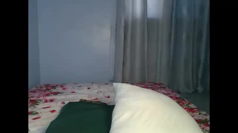 sandrah online show from October 25, 2025, 8:00 am