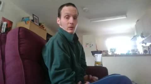 Snapshot of boredlul chatting on February 7, 2026, 12:42 pm boredlul online show from February 7, 2026, 12:42 pm