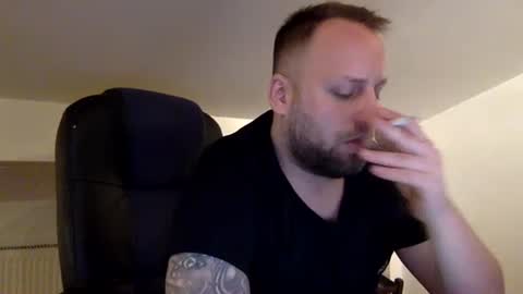 hugo online show from April 18, 2026, 1:53 am