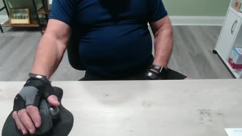 borntobebad2 online show from January 4, 2025, 5:05 pm